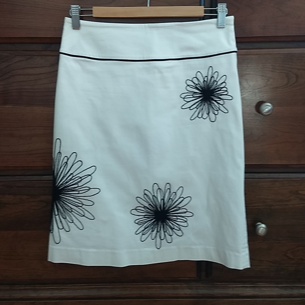 Laura Petite Skirt